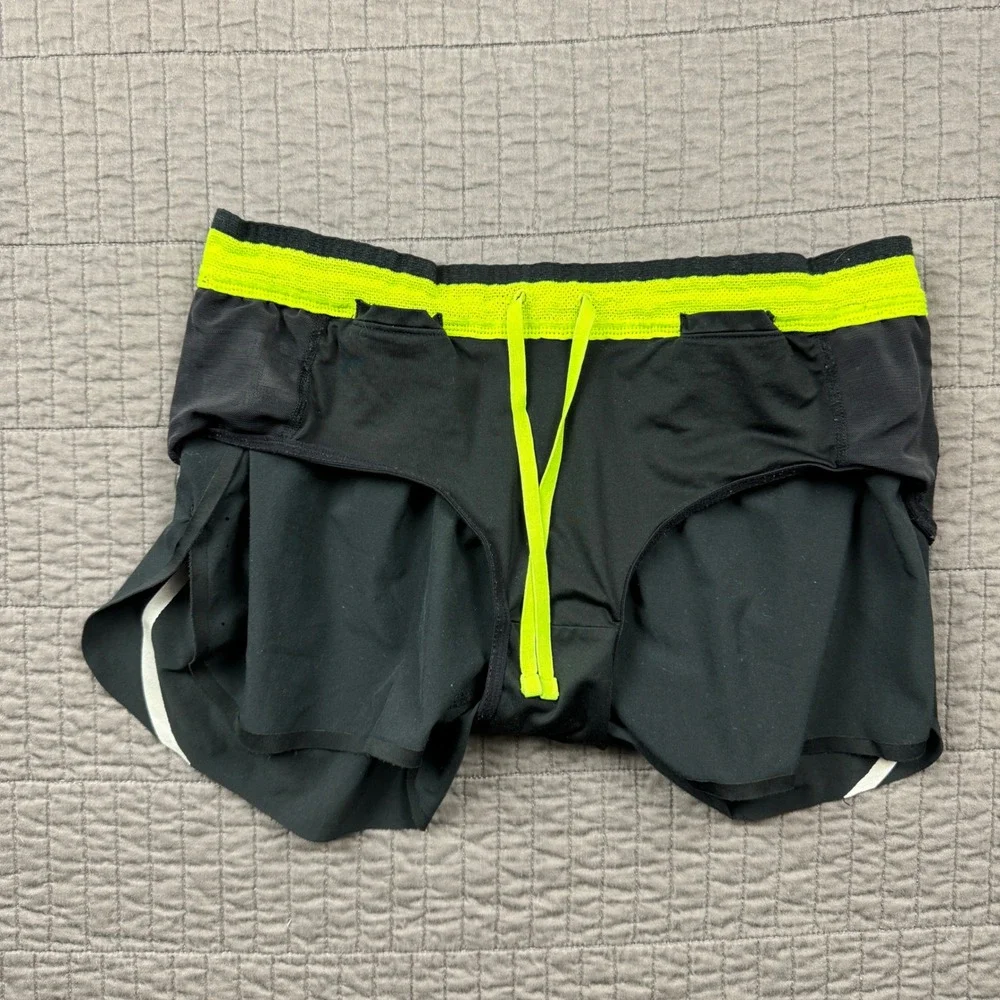 Nike Dri-FIT Womens Small Running Shorts Black Zipper Pocket Athletic Active